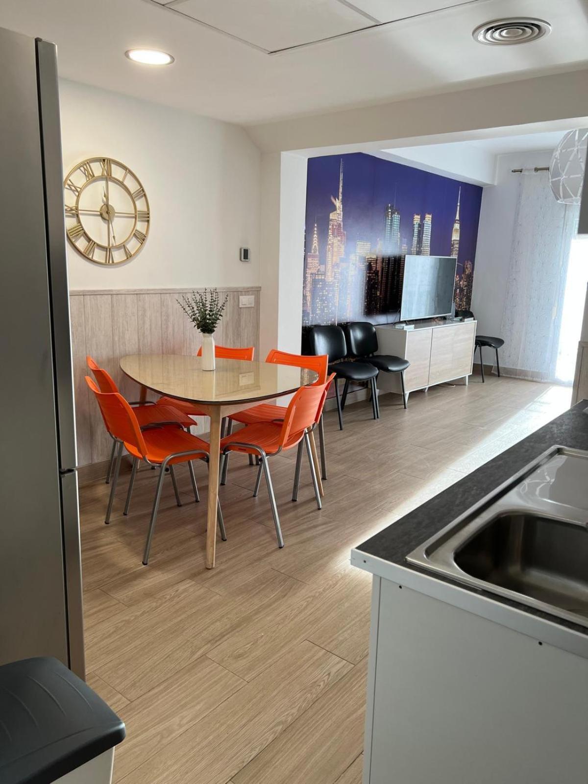 H&H Suite Espectacular Apartamento En El Centro De Granada Luaran gambar