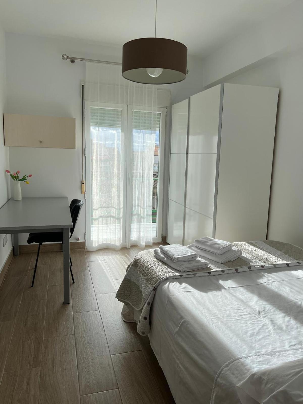 H&H Suite Espectacular Apartamento En El Centro De Granada Luaran gambar